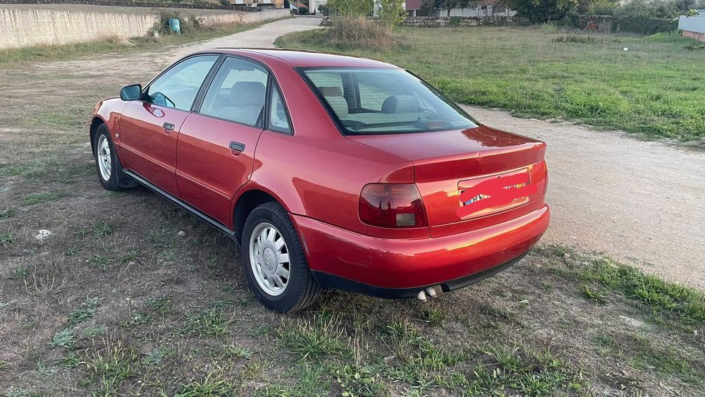 Audi A4 1997 1.9 tdi — photo 2