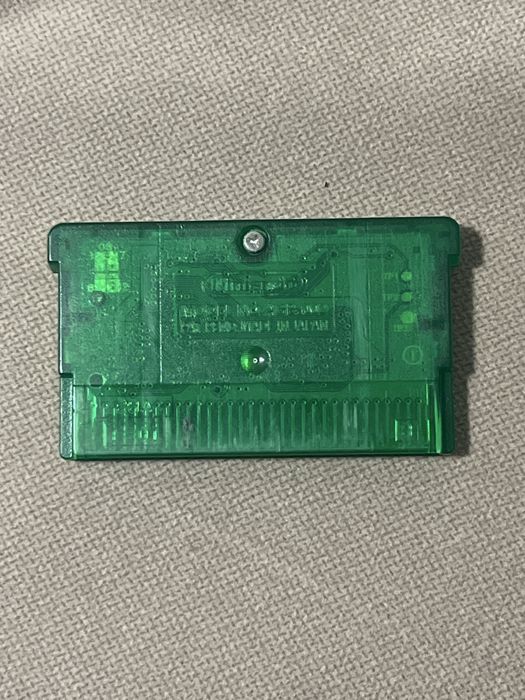 Pokemon Emerald version Gameboy