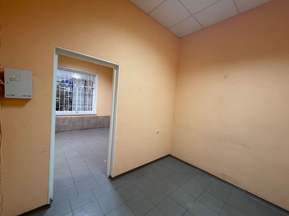 Здам приміщення в оренду Центр ринку Подільськ 57,3 м.кв.