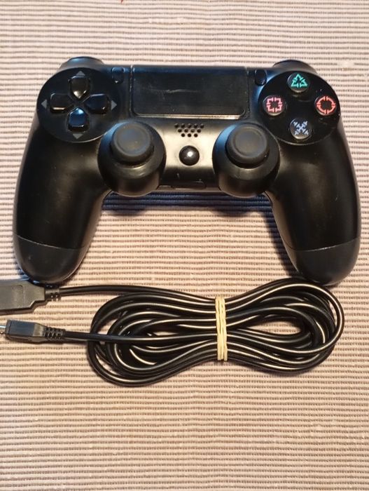 Comando com fio ps4 ler