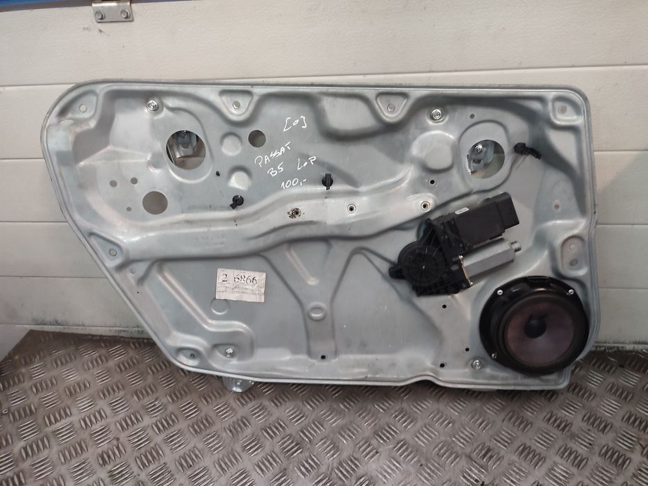 Volkswagen Passat B5 podnośnik szyby elektryczny lewy przód przedni