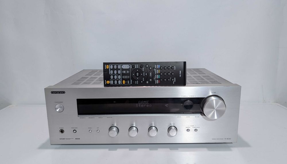 Стерео ресивер Onkyo TX-8030, має 120 Вт/канал/Пульт/4-16 Ом/WRAT