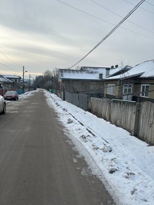 Продається 1/2 будинку