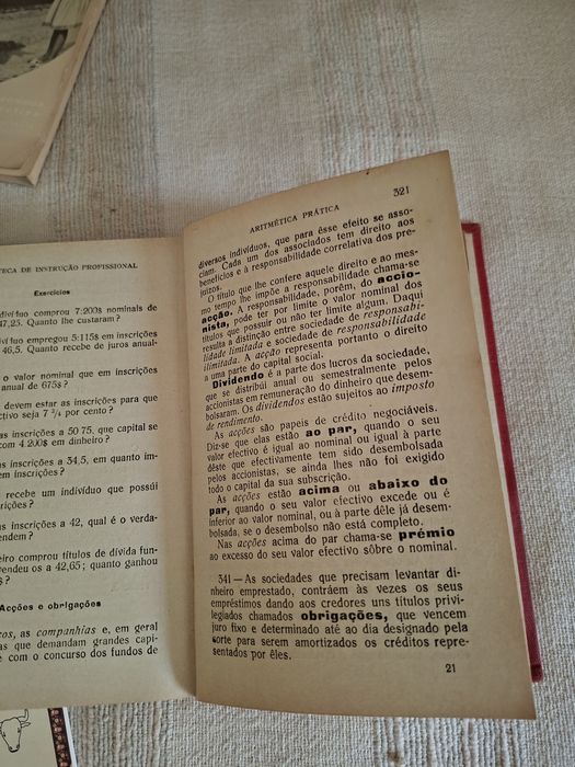 Livros da Coleção Biblioteca de Instrução Profissional Bertrand