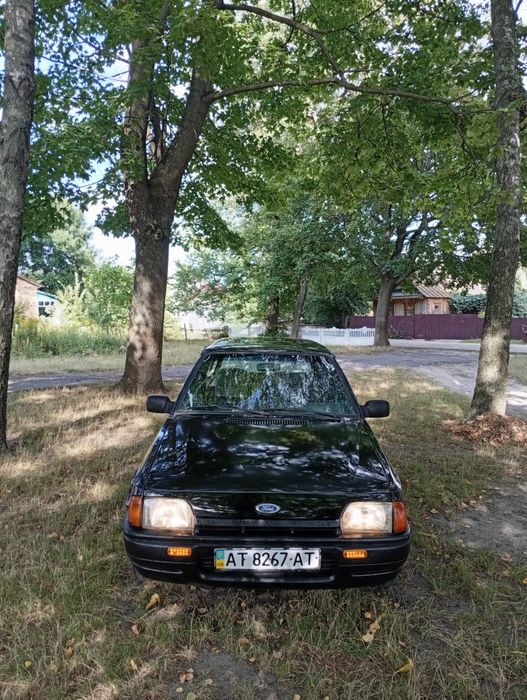 FORD-ESCORT 1.4 Бен Обмен Цикавит