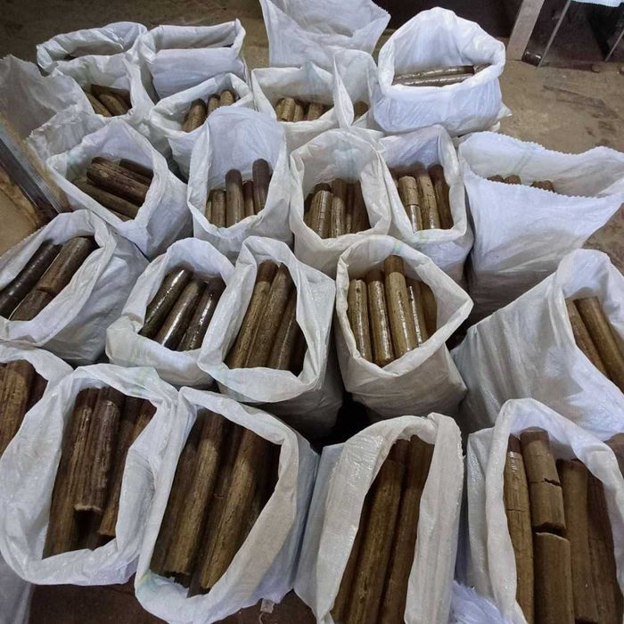 Вугілля брикети пелети впевненість у кожному дні