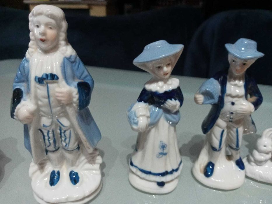 13 bonecos louça  antigos