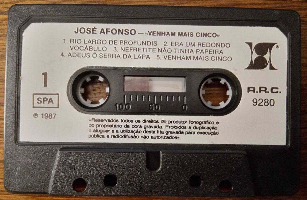 José Afonso	- - - - -		Venham Mais Cinco	- - - - -	K7