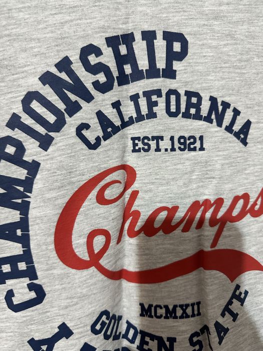 Продам кофту для  хлопчика