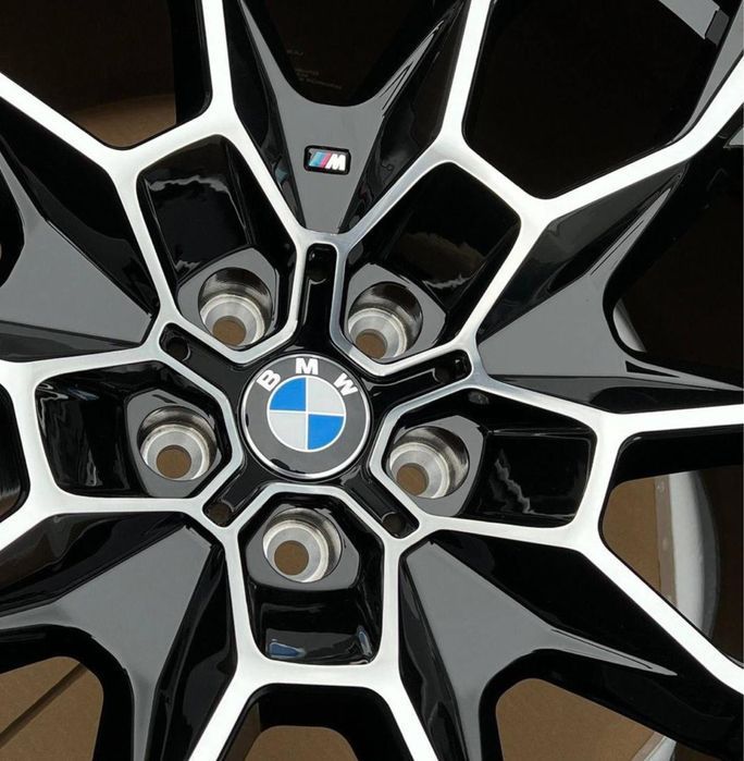 Диски BMW  913M-style R21 5x112 ET36 9.5J X7 G07 X5 G05 X6 G06 X5M X6M