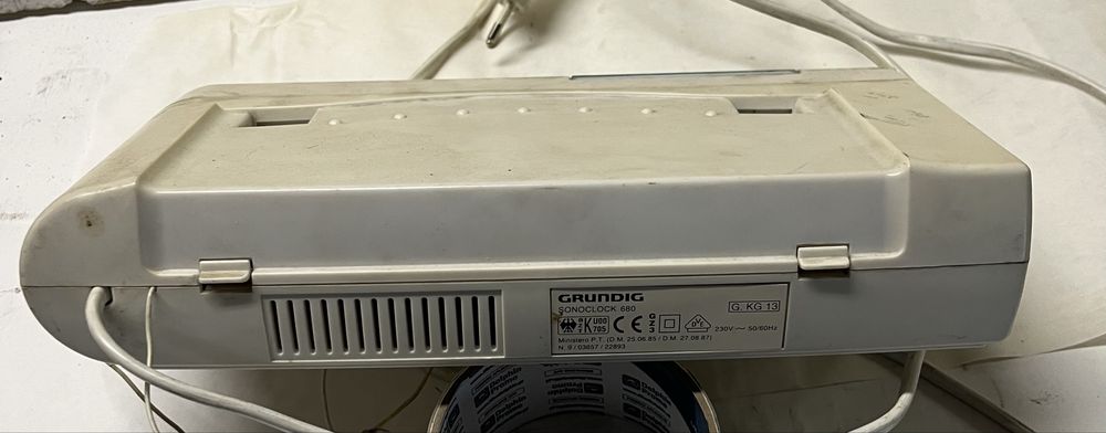 Radio budzik Grundig