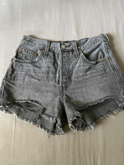Короткі джинсові шорти сірі levis