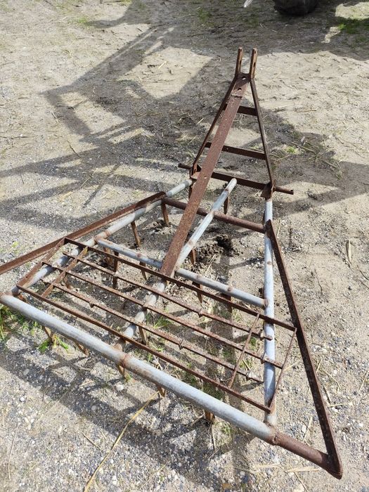 Escarificador artesanal bicos fixos  para trator vinhateiro