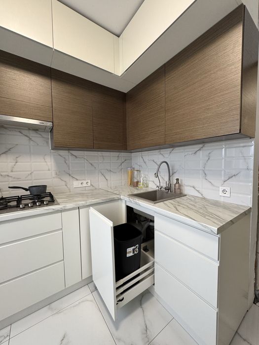 Оголошення від власника.  Продаж 2- кімнатної квартири Сихів.