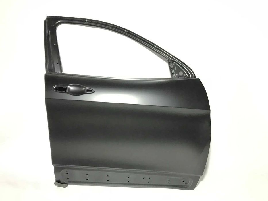 Jeep Cherokee дверь передняя правая 2014-2021 68110086AC