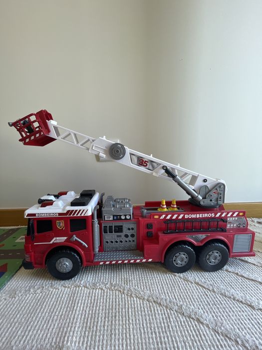 Camiao de bombeiros