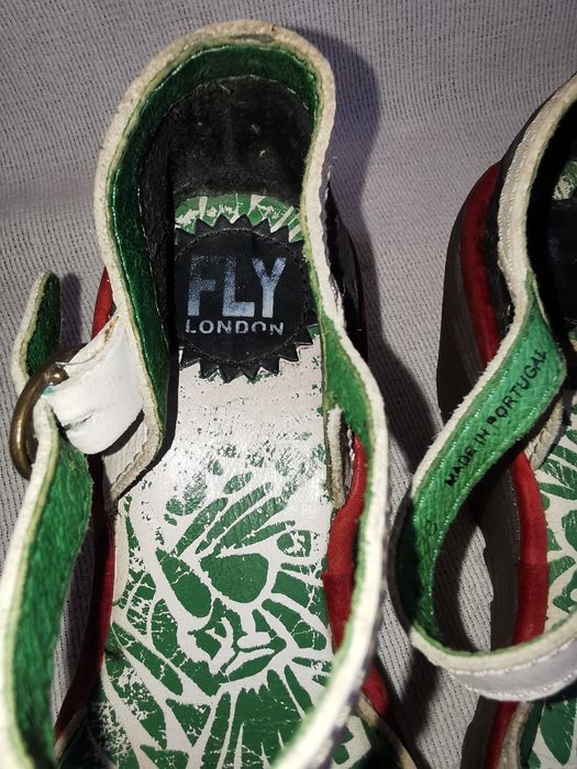 Fly London Yven sandały na koturnie 38