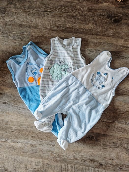 Body na ramiona z zakrytymi stopami komplet 3 sztuk