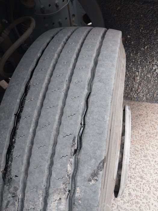 Продам авто з краном манипулятором