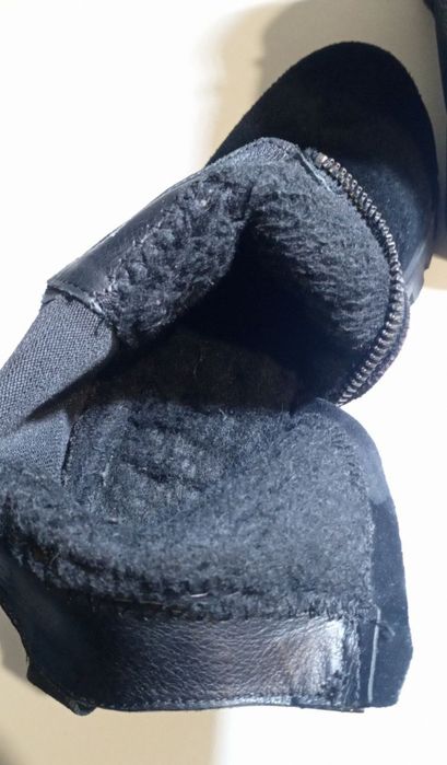 Продам ботинки зимние и деми 36,37 размера