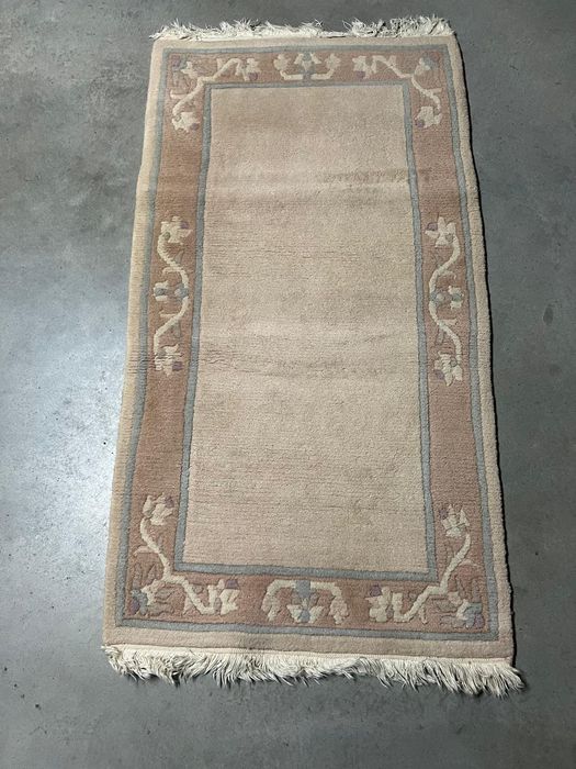 Vendo conjunto de 2 tapetes de quarto