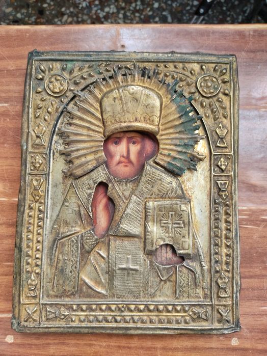 Старинная икона в окладе