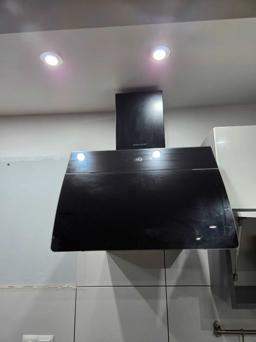 Okap GÖTZE & JENSEN VH461KT Czarny 405m3/h 68dB klasa