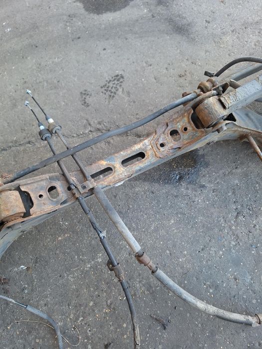 Belka tył Kia Ceed I hatchback zawieszenie belka tylna