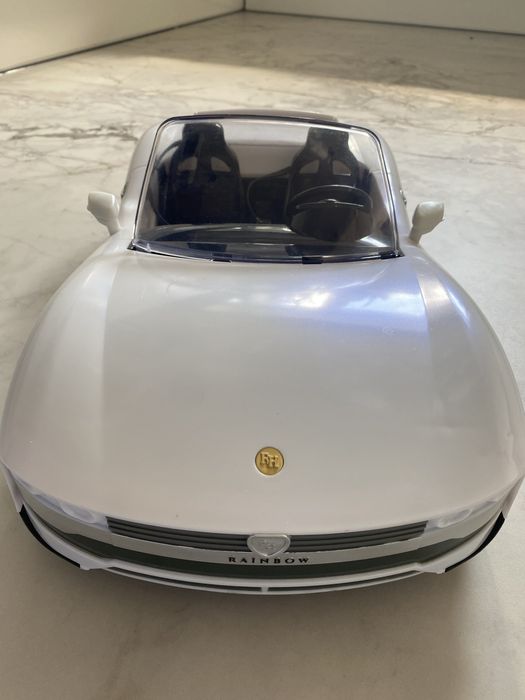 Rainbow High, samochód zmieniający kolor