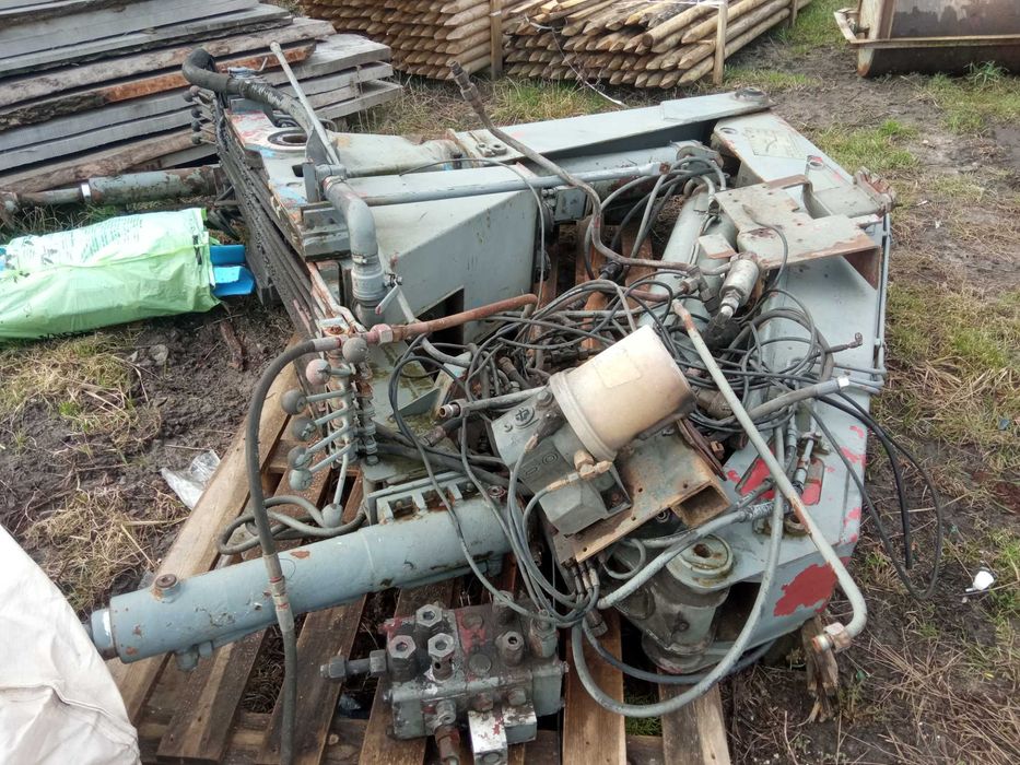 Żuraw hydrauliczny HDS