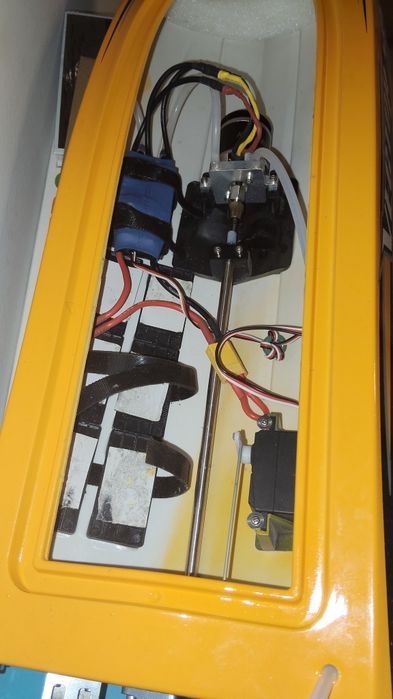 Barco RC Vector  SR80