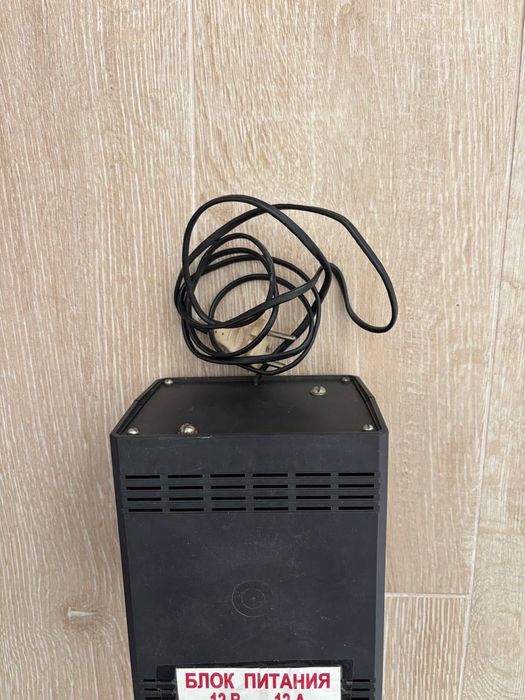 Преобразователь с 220 на 12 вольт