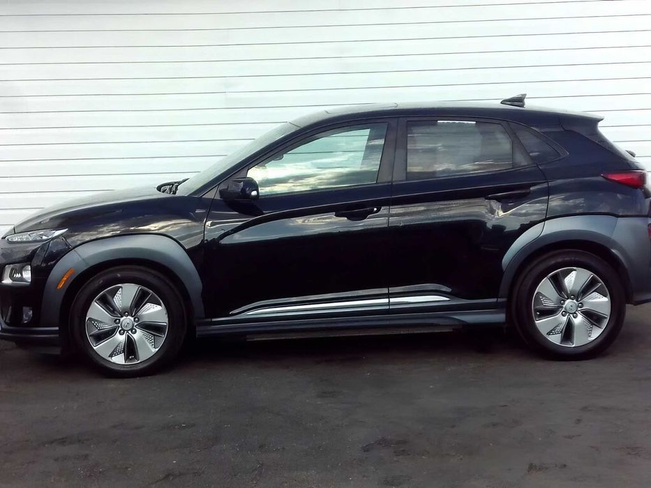 Hyundai Kona      2021