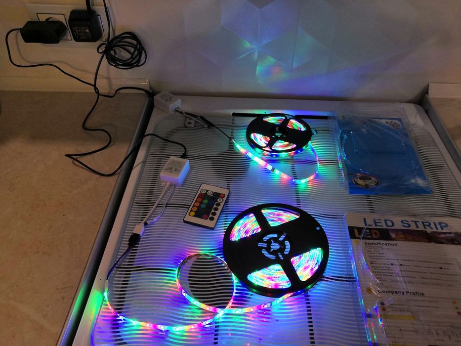 Dwie Nowe Taśmy LED RGB 2x 5m. Gaming room.