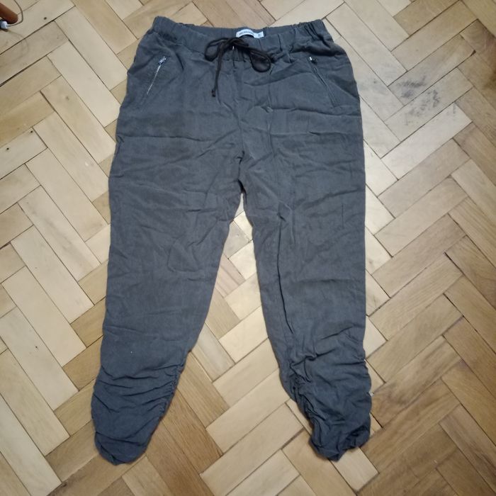 Штани жіночі брюки