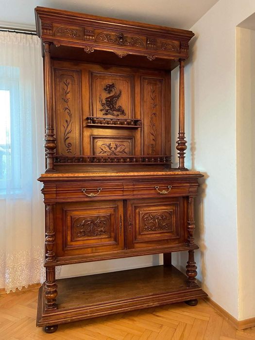 Zabytkowy kredens/komoda