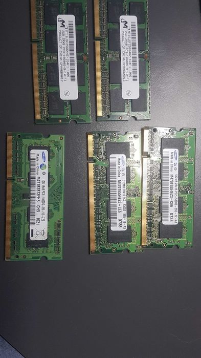 10 Memorias RAM portátil (4 x 2Gb, 3 x 1Gb, 2 x 512Mb e 1 x 256Mb)