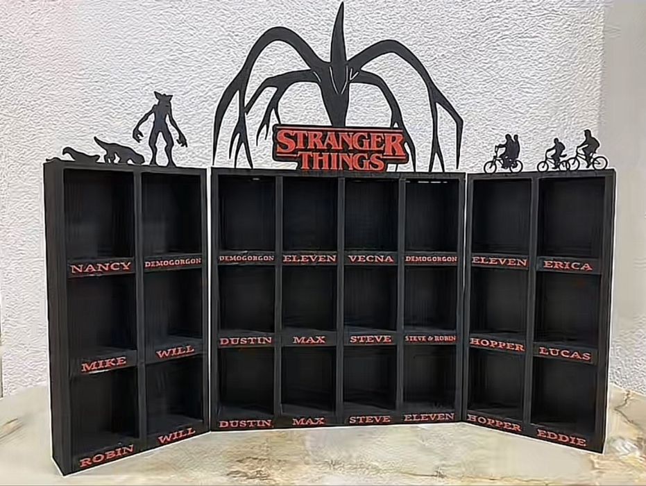 Фігурки stranger things kinder joy + поличка до нього