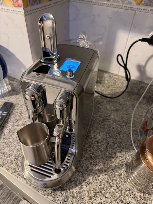 Máquina café Nespresso
