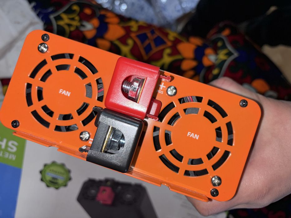 Інвертор на 2 кіловати