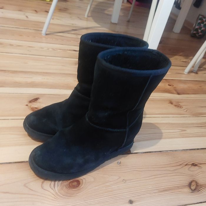 UGG czarne zamszowe na podwyższeniu | rozm. 38 | używane