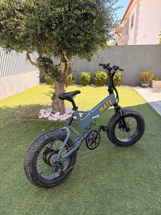 Bicicleta MATE X 250W Jet Grey