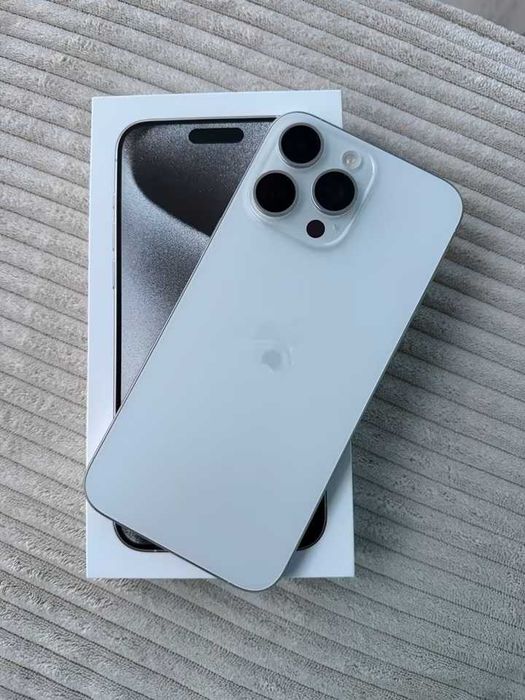 Apple / Iphone / 15 Pro Max / 256gb / Bateria 90% / Jak Nowy