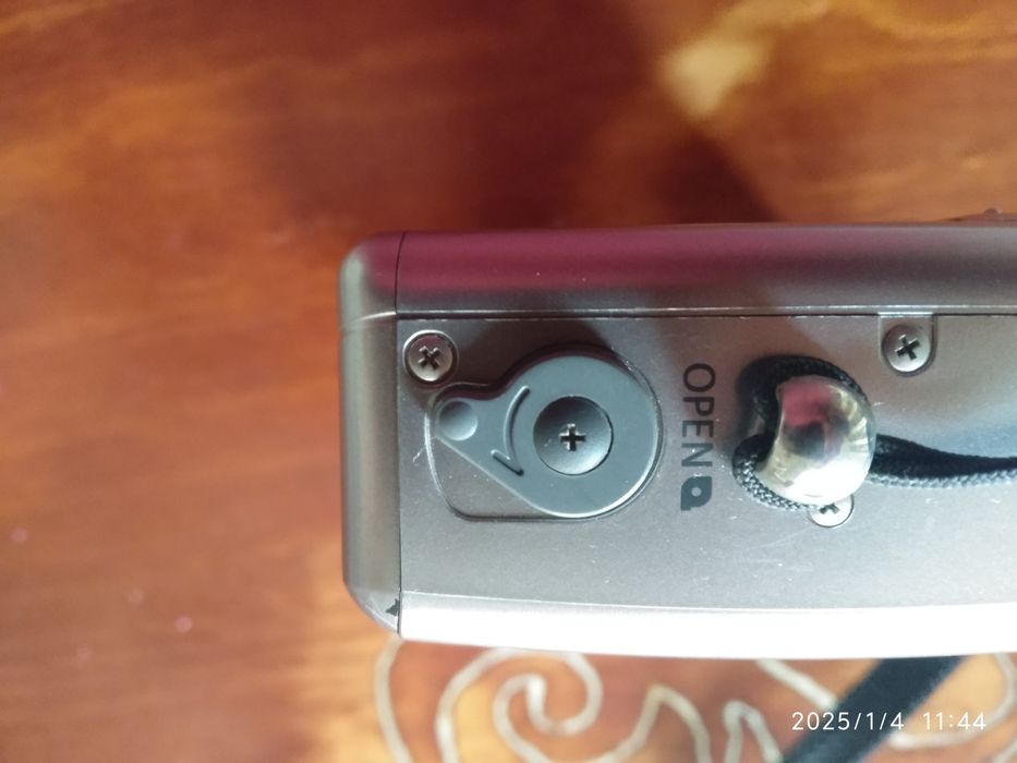Máquina fotográfica Canon Ixus Z65