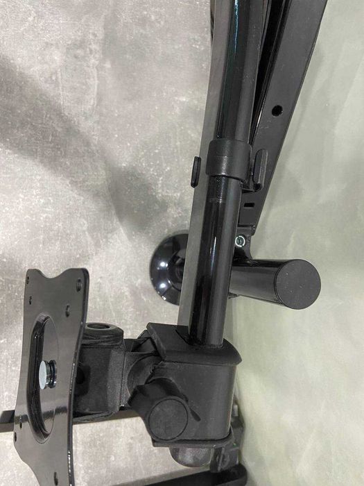 Настольное крепление для двух мониторов Brateck Black (LDT05-C011D)