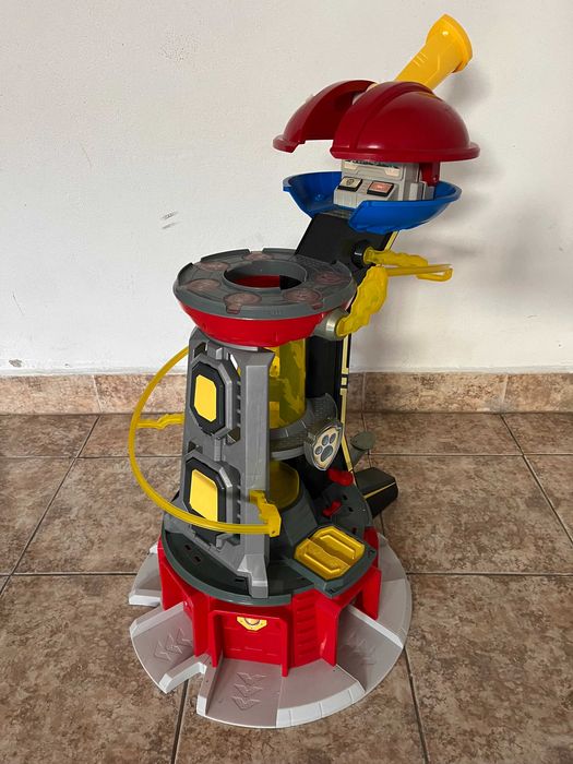 Torre Patrulha Pata Gigante