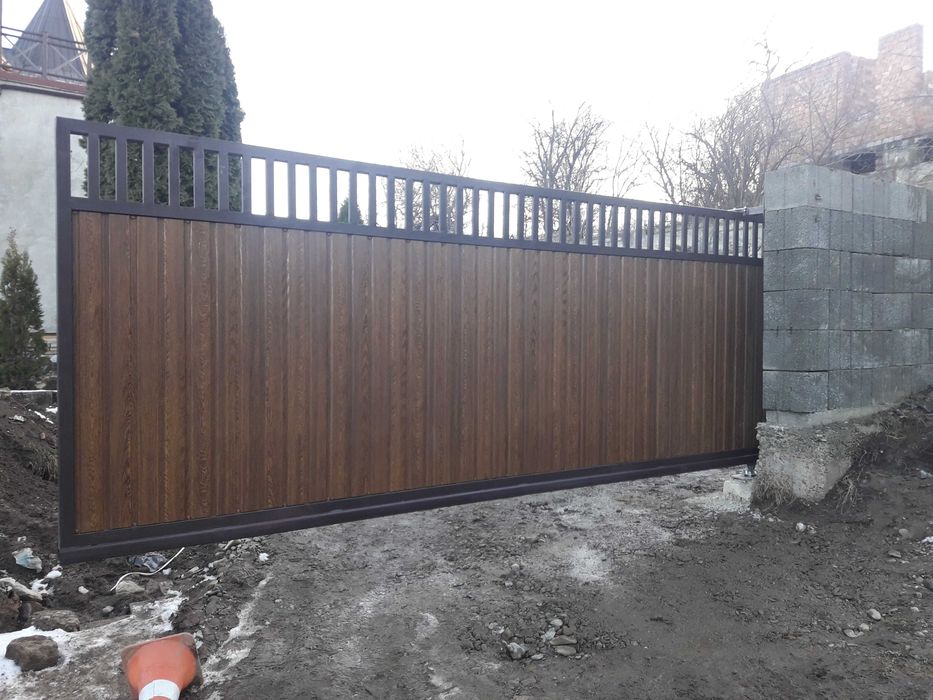 Ворота відкатні та розпашні. Ковані вироби. Металовироби.