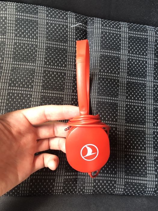 Навушники Turkish Airlines