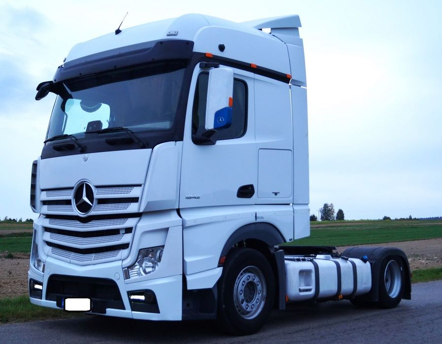 Mercedes-Benz
