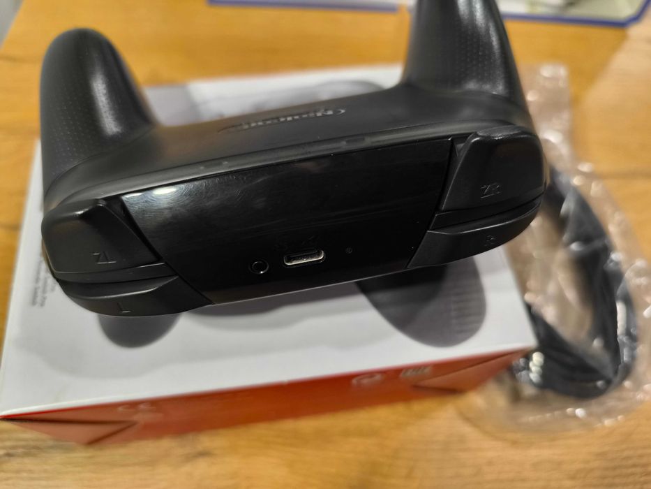 Aktualne Nintendo Switch Pro Controller